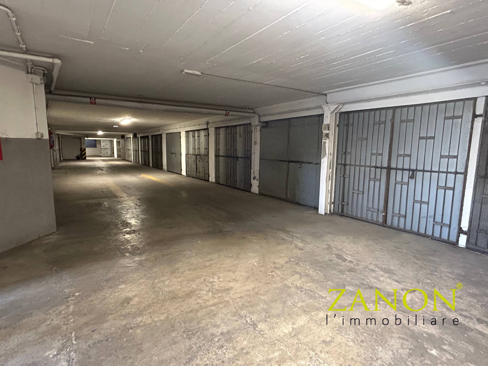 Box o garage in vendita a Monfalcone