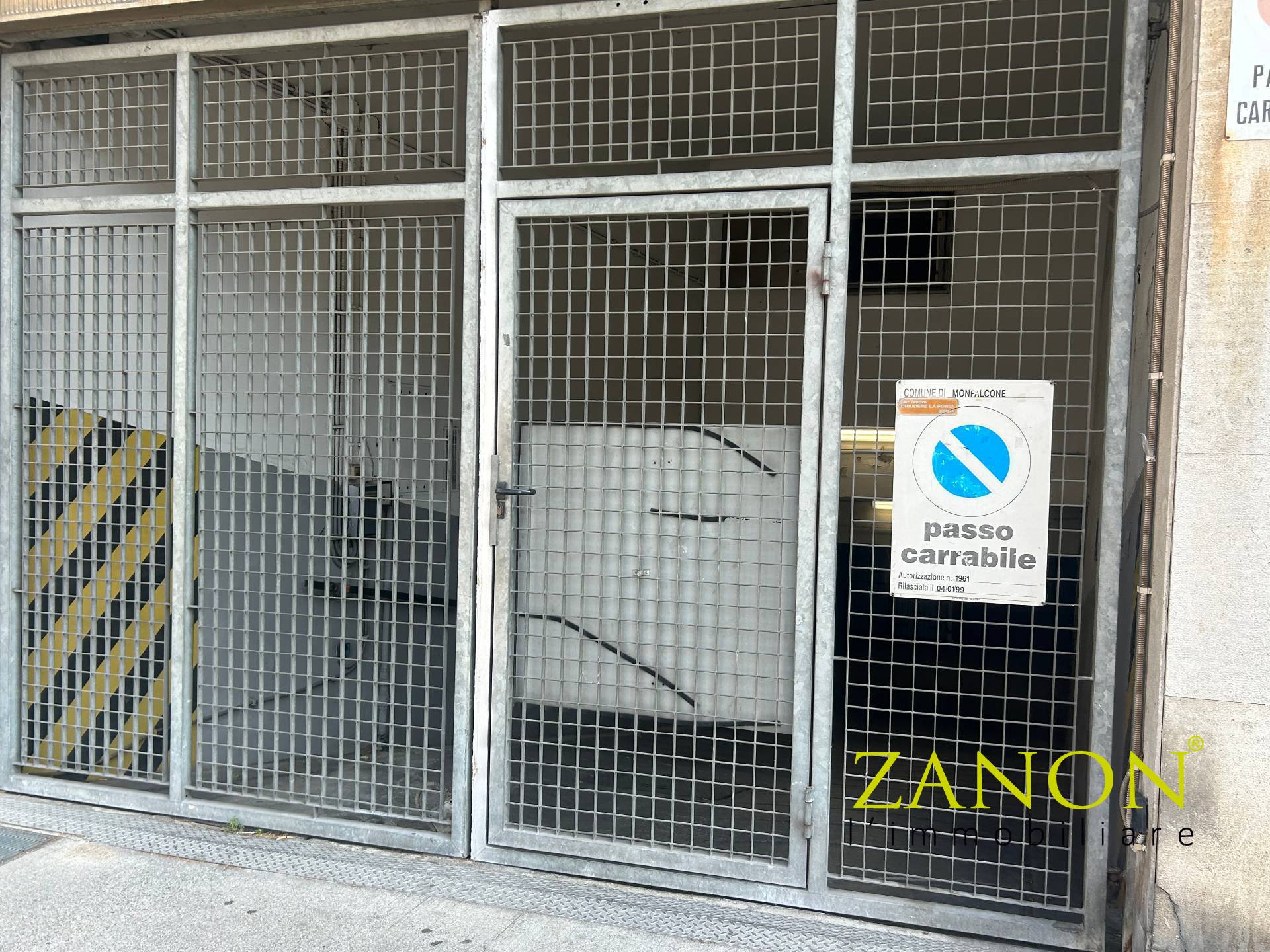 Box o garage in vendita a Monfalcone