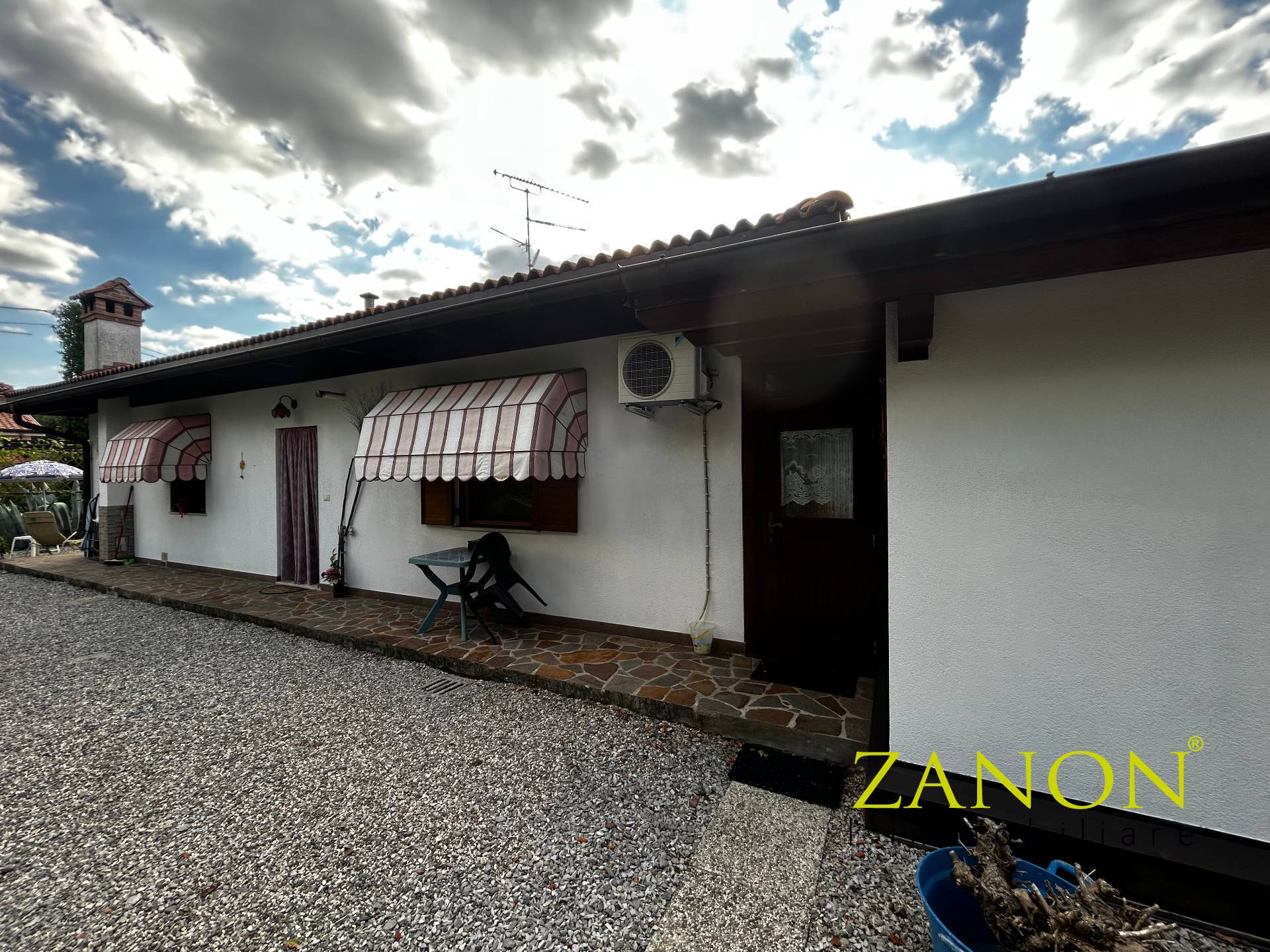 Casa indipendente in vendita a Sagrado, San Martino del Carso