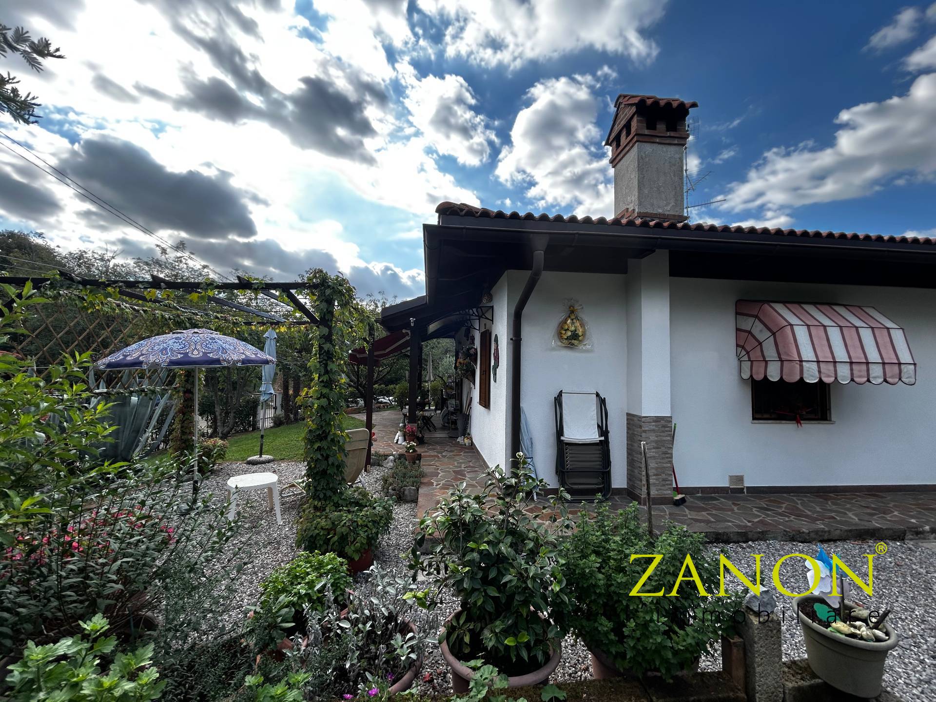 Casa indipendente in vendita a Sagrado, San Martino del Carso