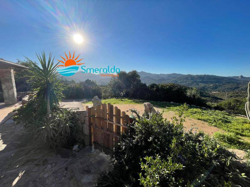 4 locali in vendita a Olbia, Zona Sole Ruju