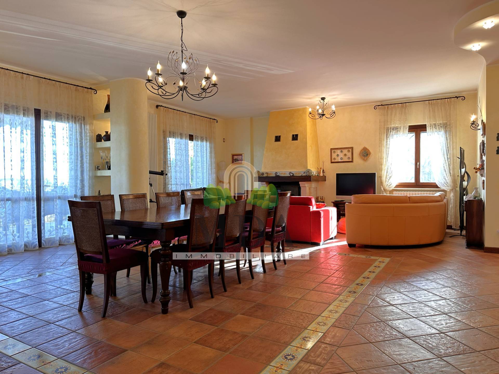 Villa in vendita a Controguerra, Controguerra