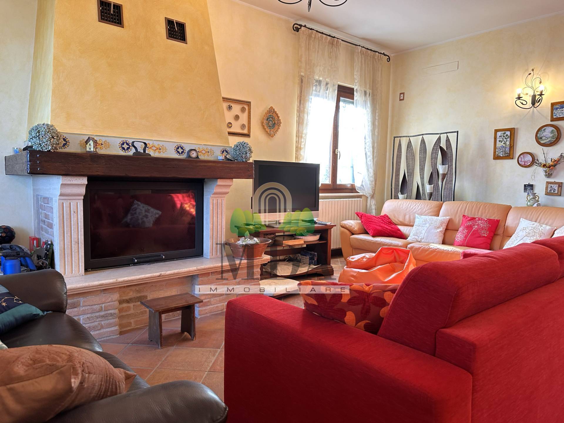 Villa in vendita a Controguerra, Controguerra