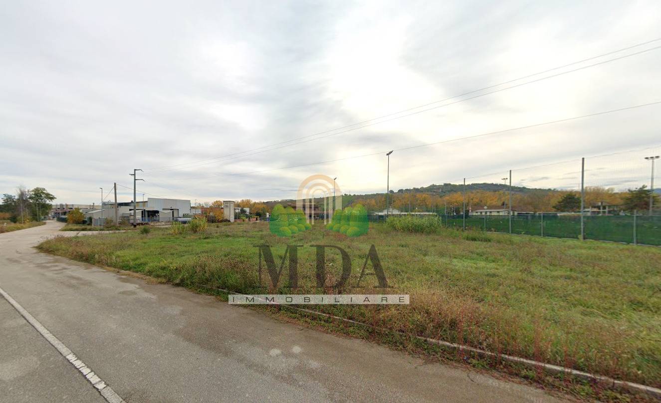 Terreno edificabile in vendita a Civitella del Tronto, Frazione Favale