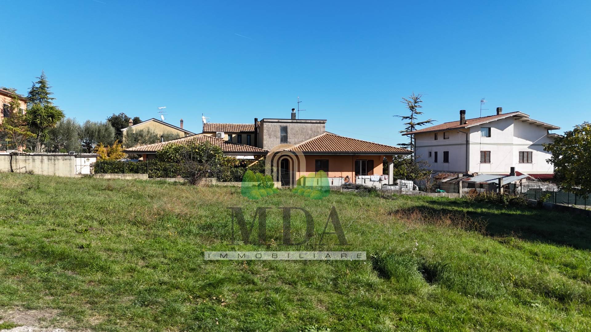 Terreno edificabile in vendita a Bellante