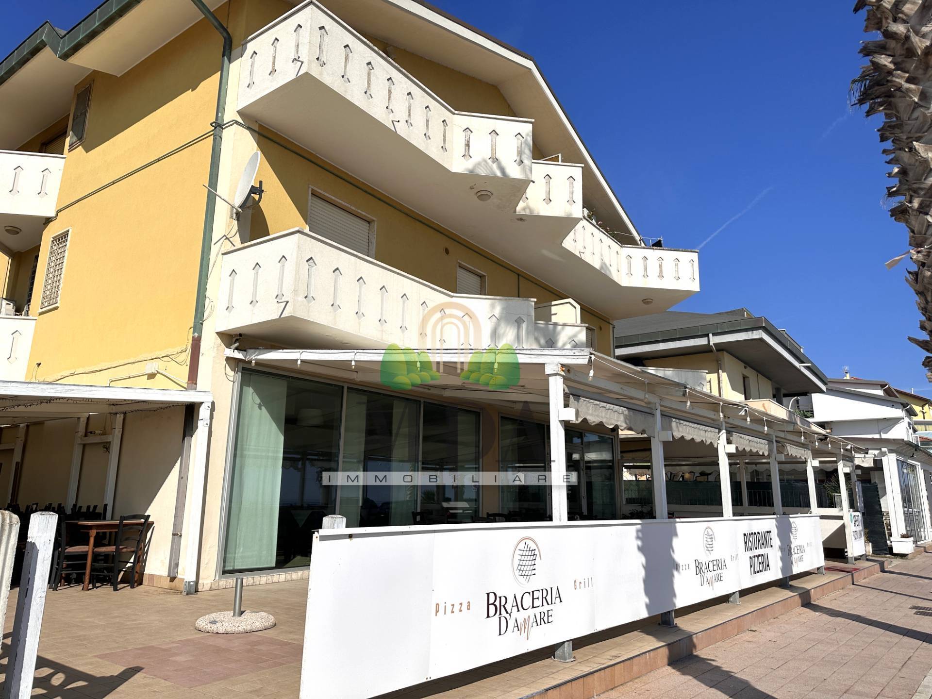 Locale commerciale in vendita a Martinsicuro