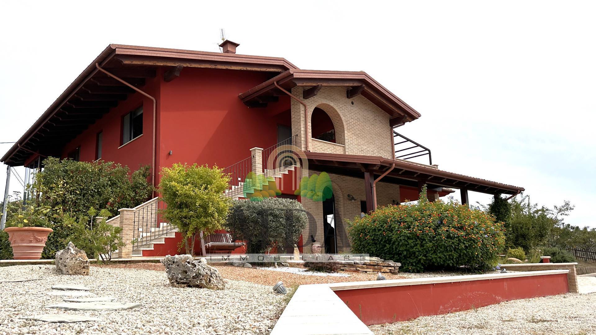 Villa in vendita a Colonnella, C/da RioMoro