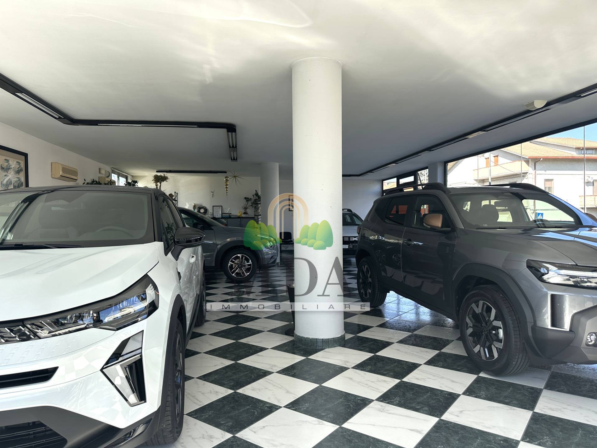 Locale commerciale in vendita a Martinsicuro