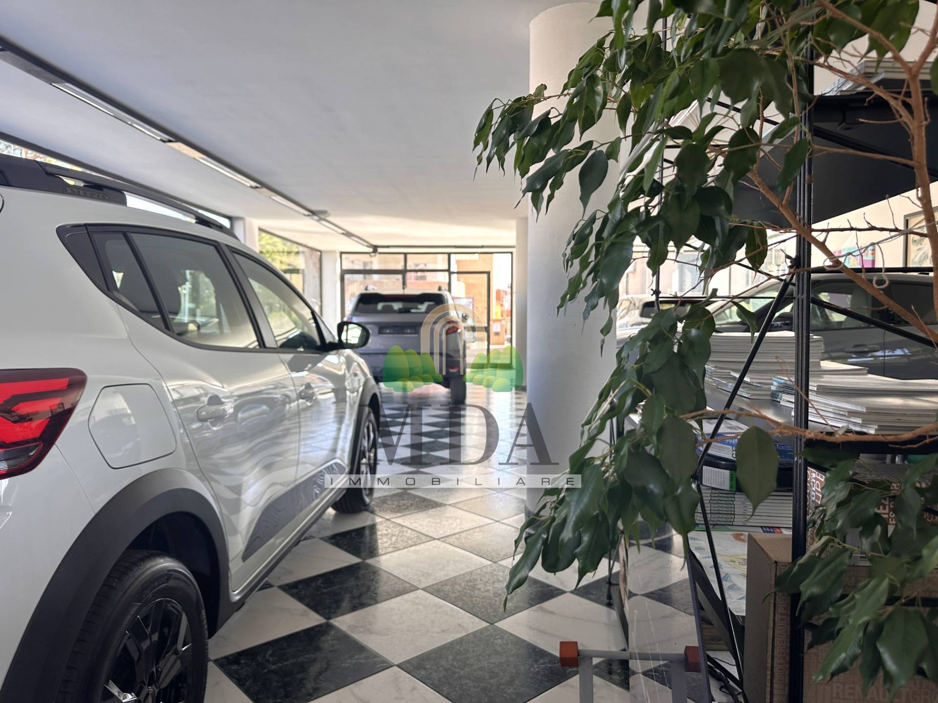 Locale commerciale in vendita a Martinsicuro