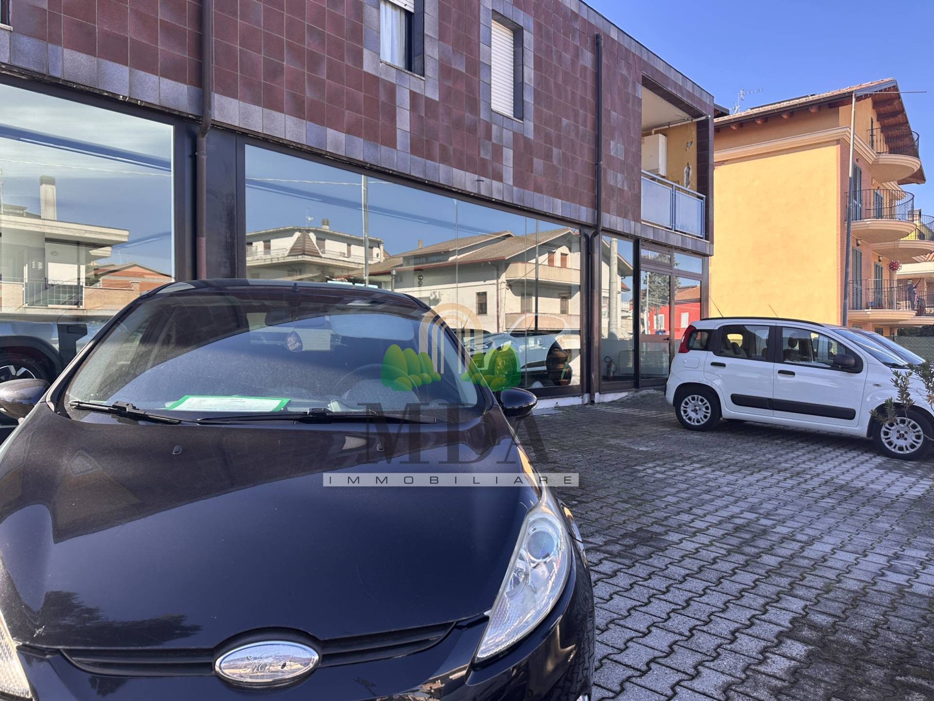 Locale commerciale in vendita a Martinsicuro