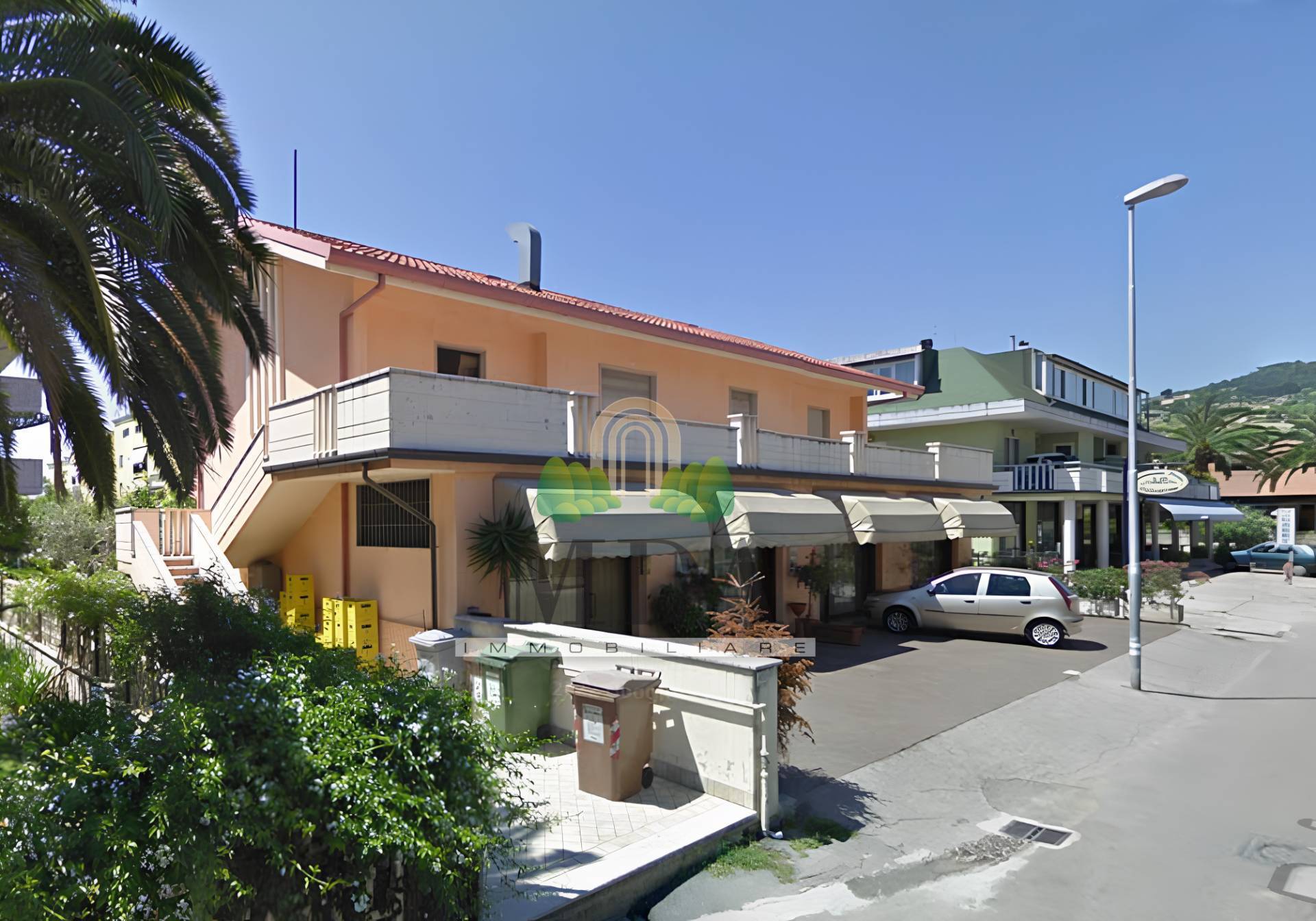 Locale commerciale in vendita a Martinsicuro