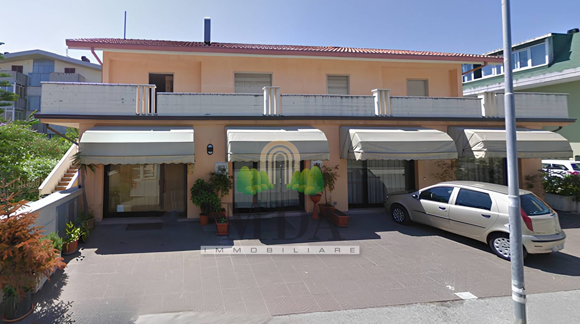 Locale commerciale in vendita a Martinsicuro