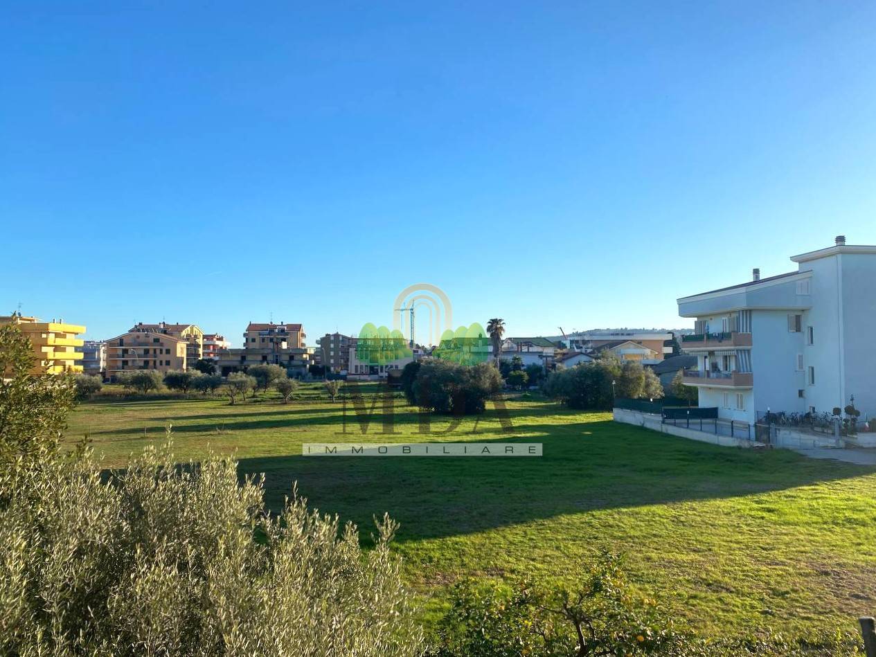 Appartamento in vendita a Tortoreto, Tortoreto Lido