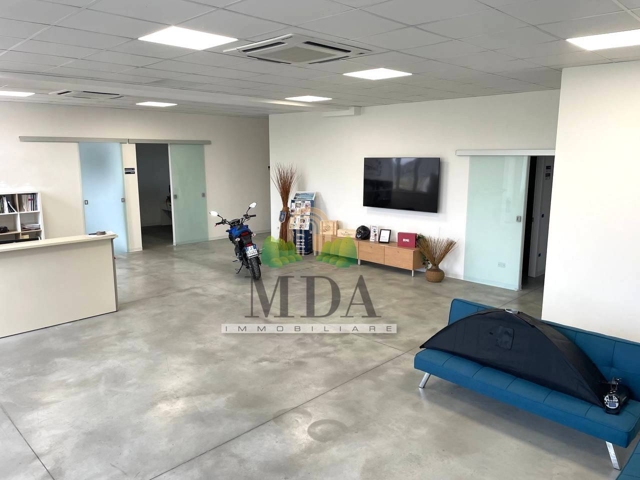 Studio/Ufficio in vendita a Alba Adriatica, Alba Adriatica