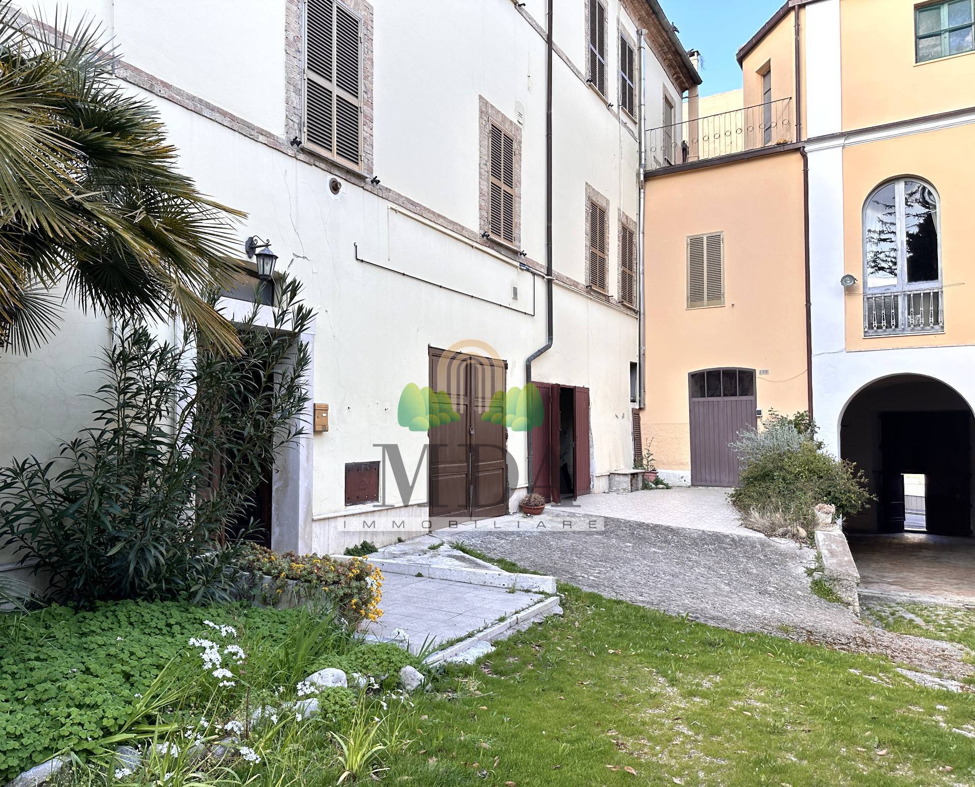 Casa singola in vendita a Nereto, centro