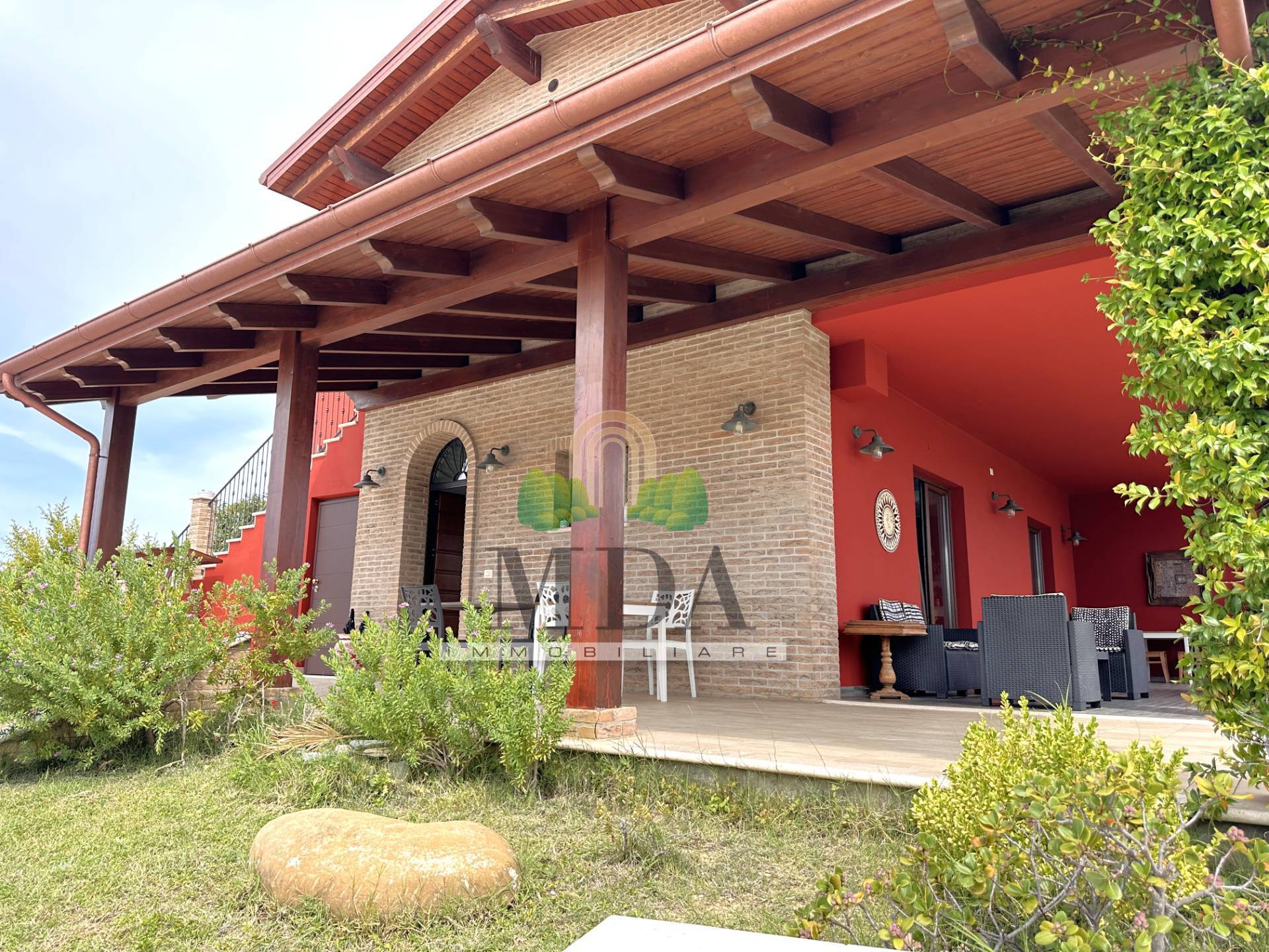 Attivit commerciale in vendita a Colonnella, C/da RioMoro