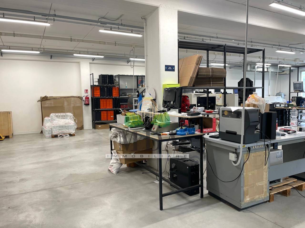 Studio/Ufficio in vendita a Alba Adriatica, Alba Adriatica