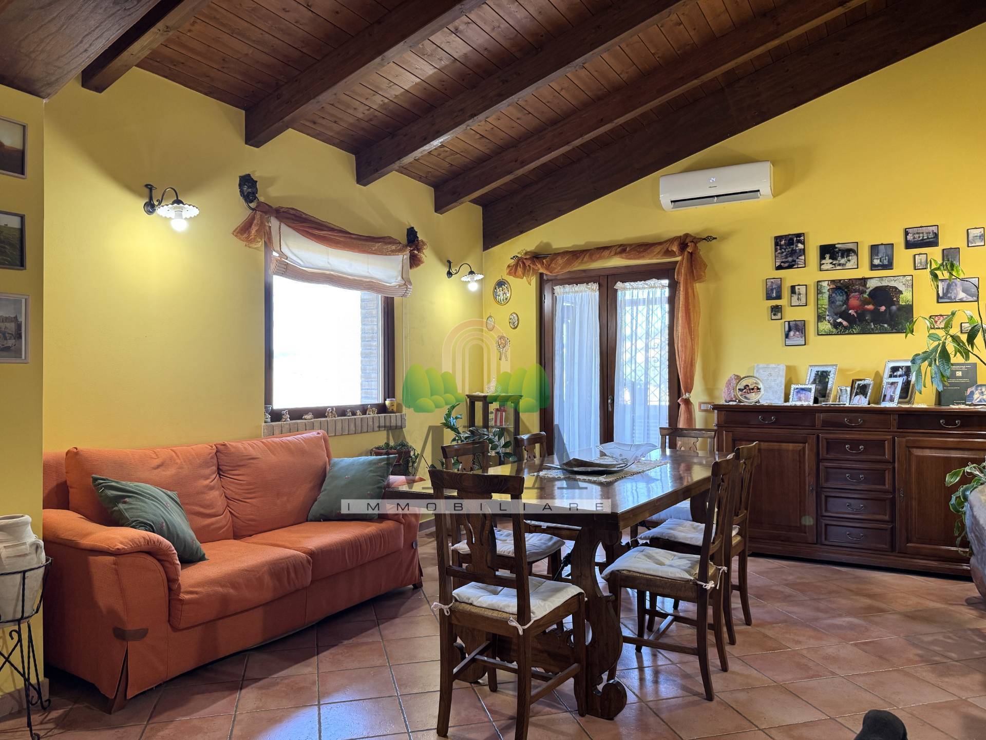 Casa bifamiliare in vendita a Campli