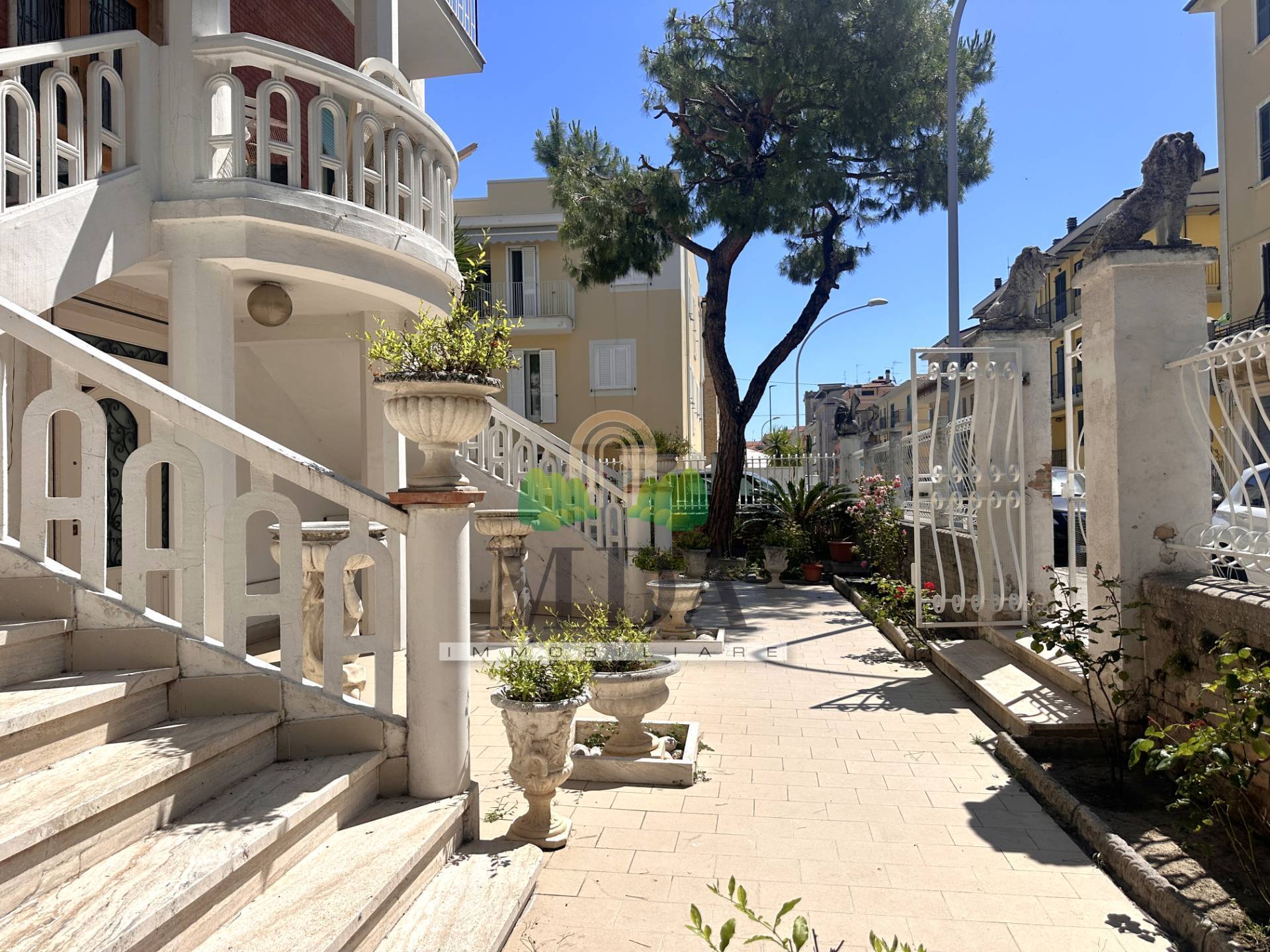 Appartamento in vendita a San Benedetto del Tronto, centro