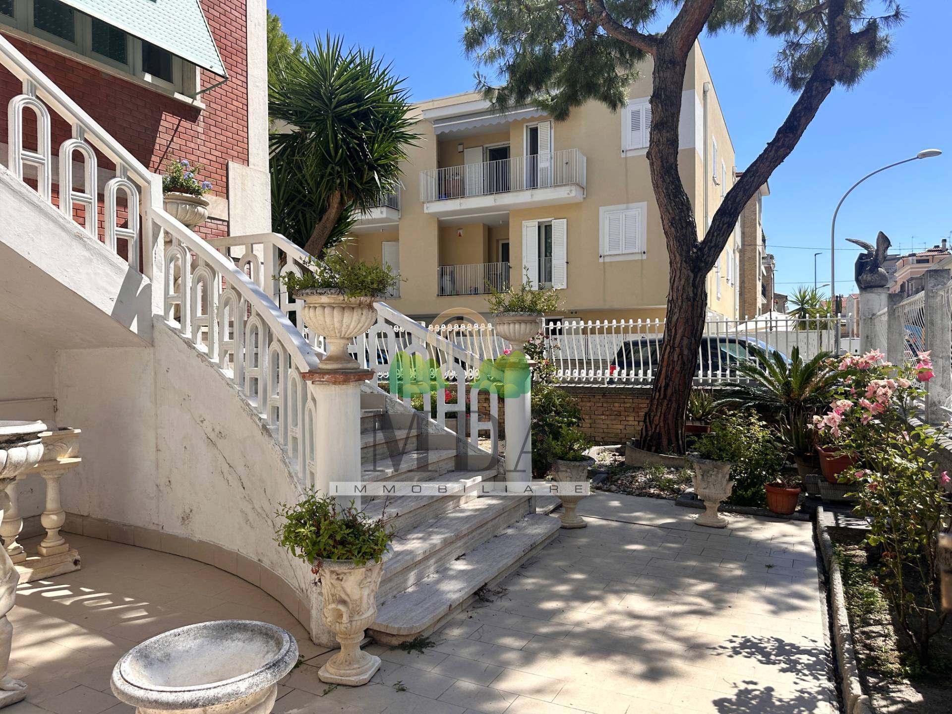 Appartamento in vendita a San Benedetto del Tronto, centro