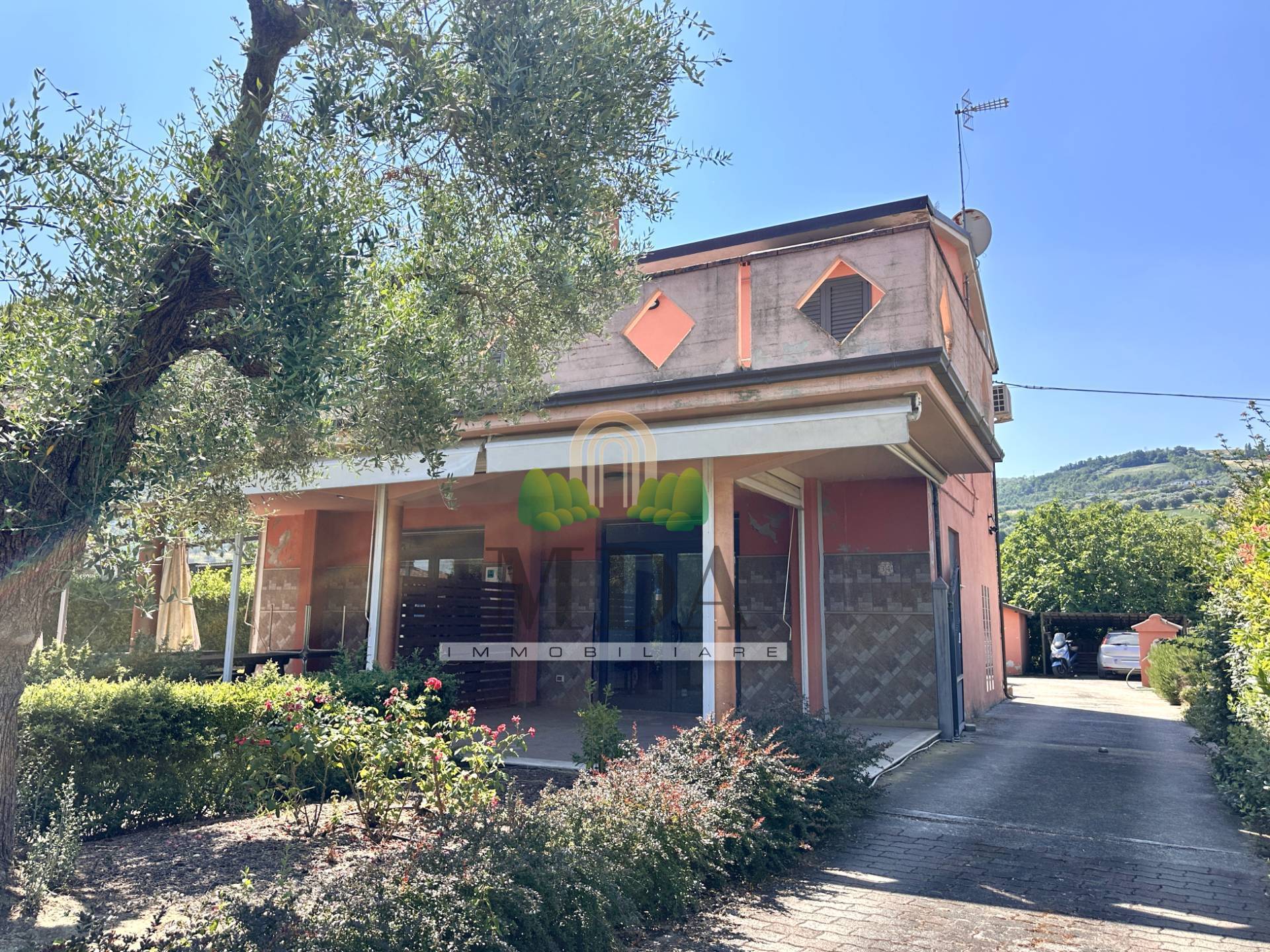 Casa singola in vendita a Controguerra, Controguerra