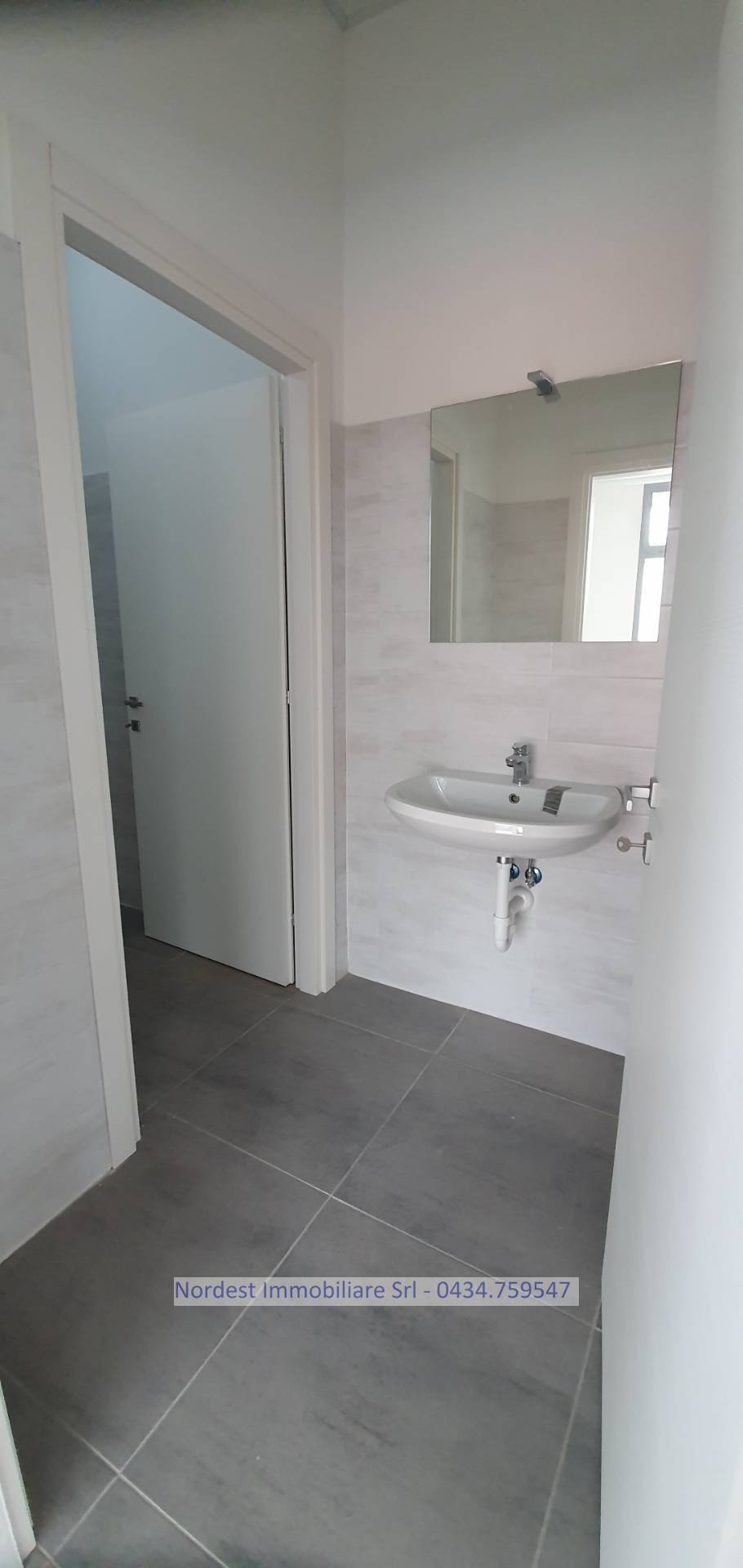 Locale commerciale in affitto a Brugnera