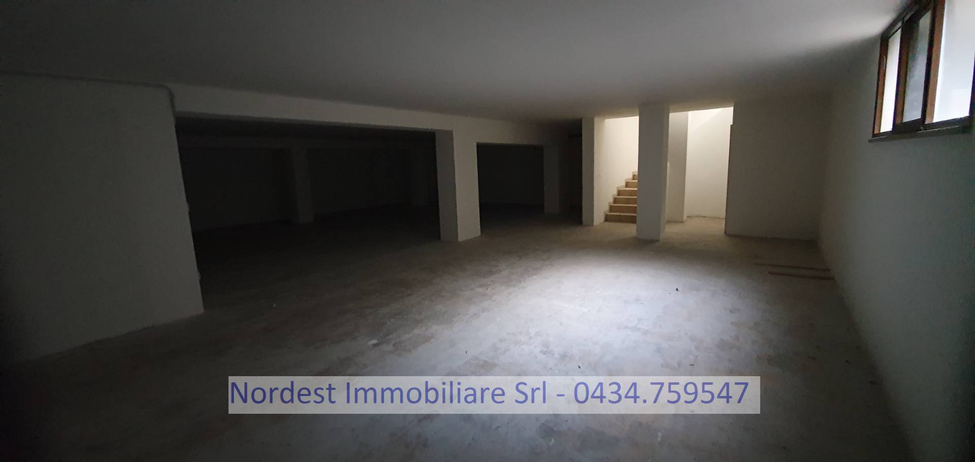 Locale commerciale in affitto a Brugnera