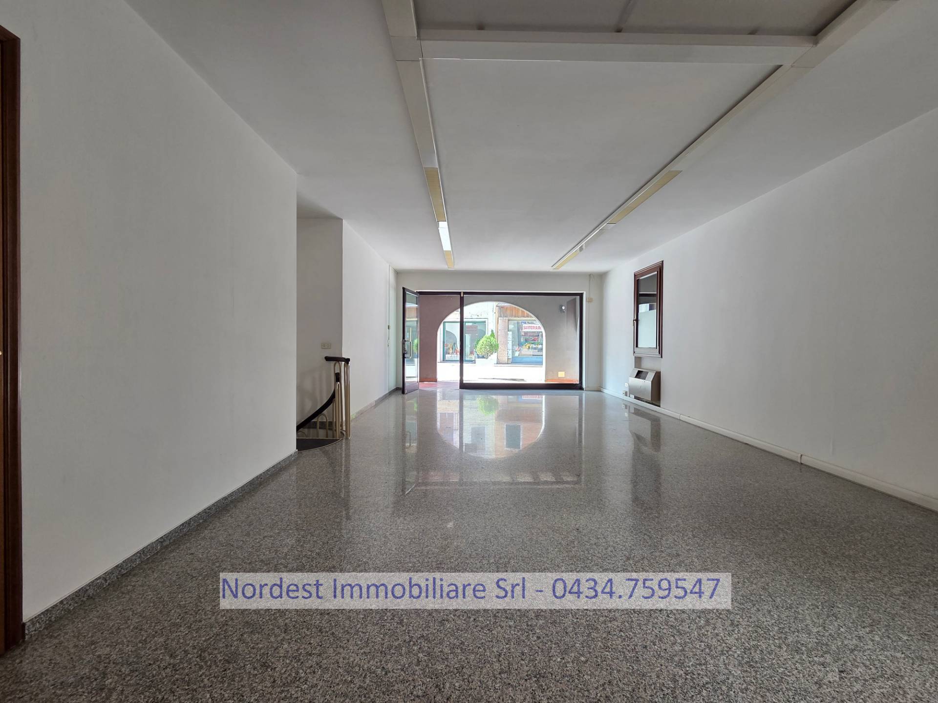 Locale commerciale in affitto a Gaiarine