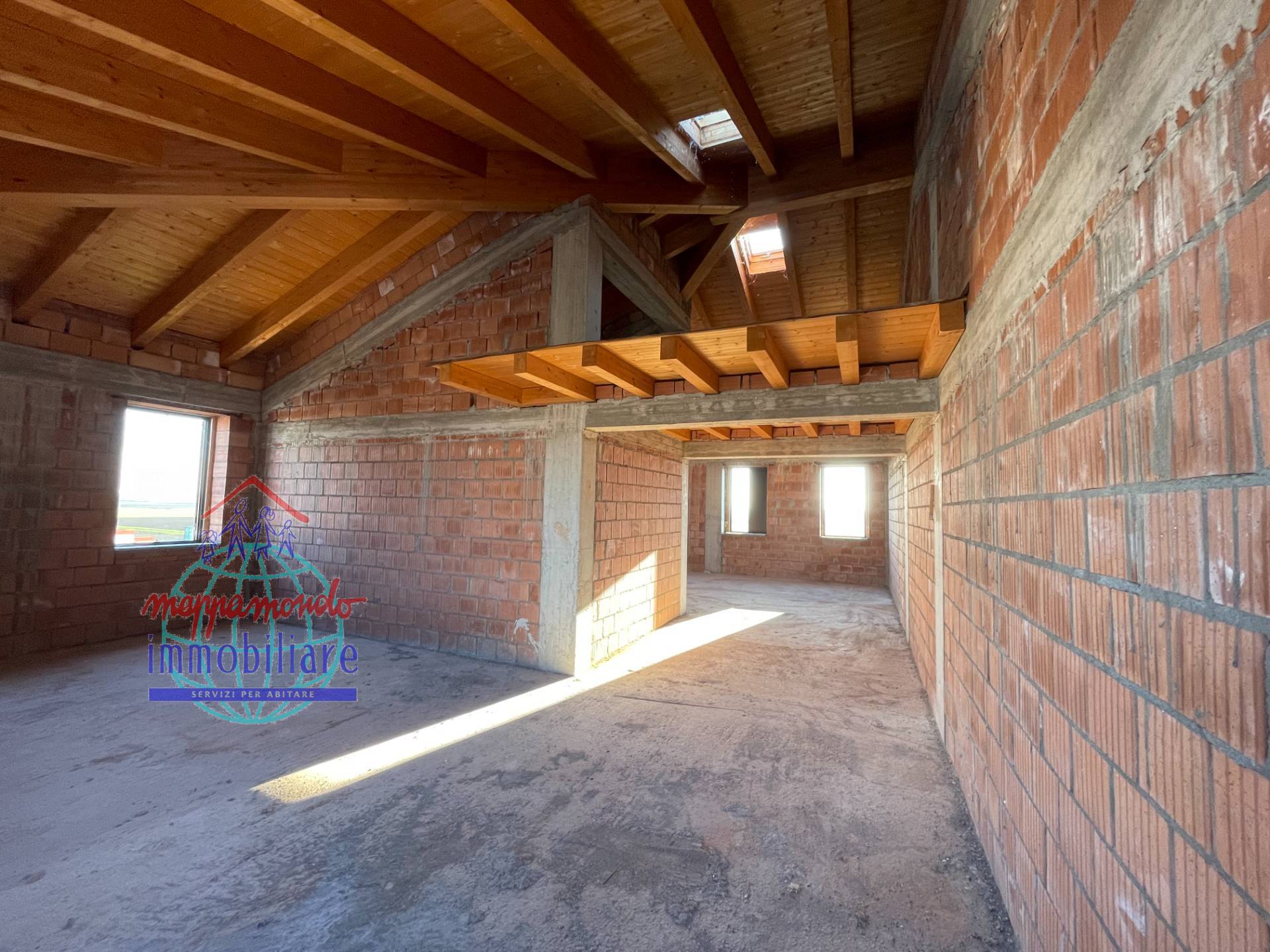 Bi-Tri-Quadrifamiliare in vendita a Cento, XII Morelli