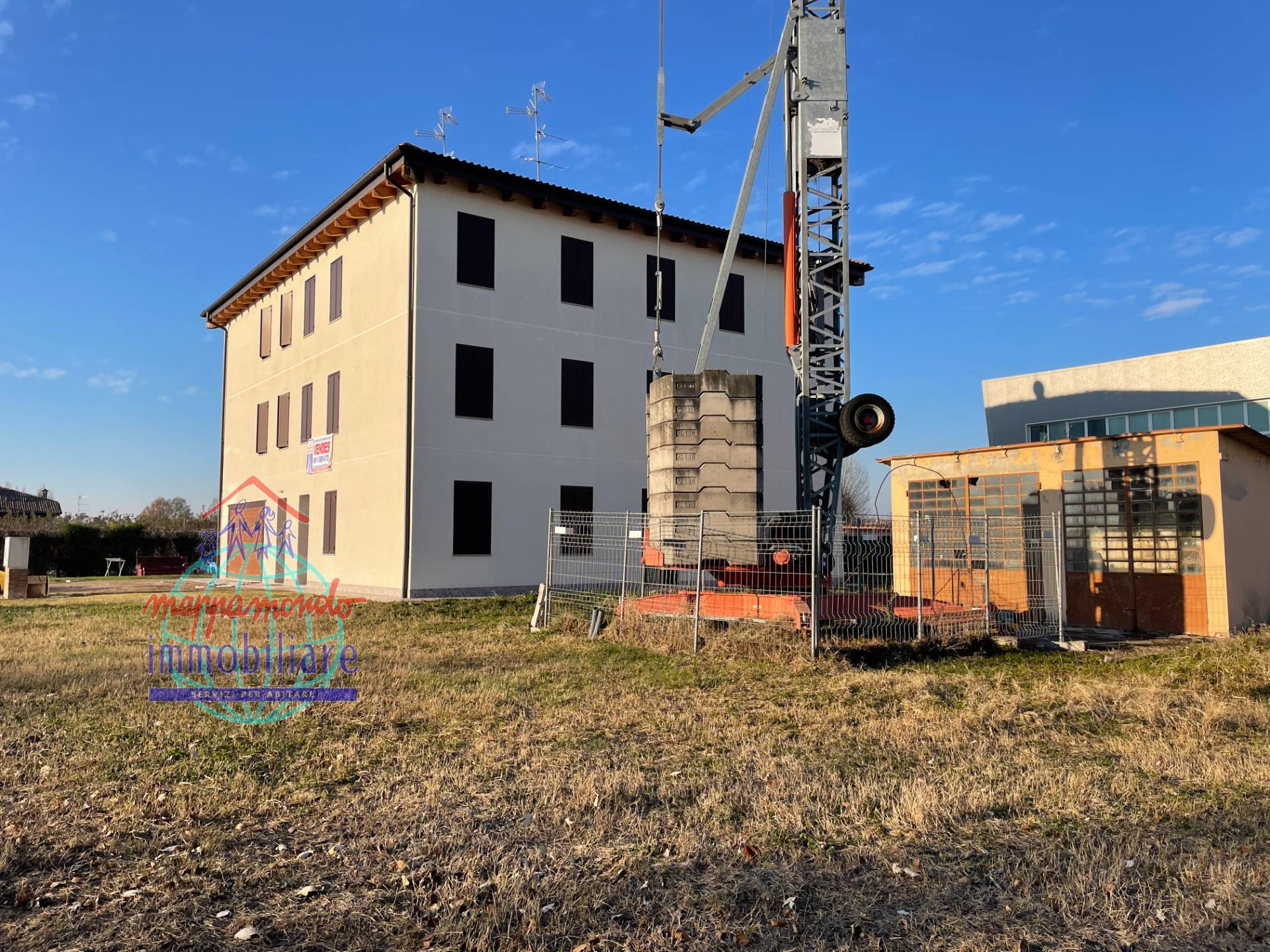 Bi-Tri-Quadrifamiliare in vendita a Cento, XII Morelli