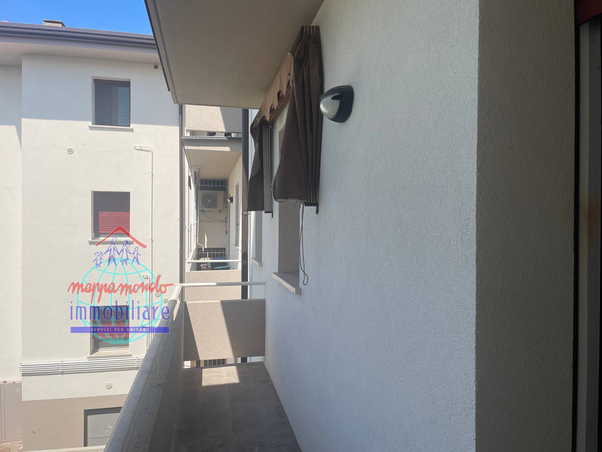 Appartamento in vendita a Cento, XII Morelli