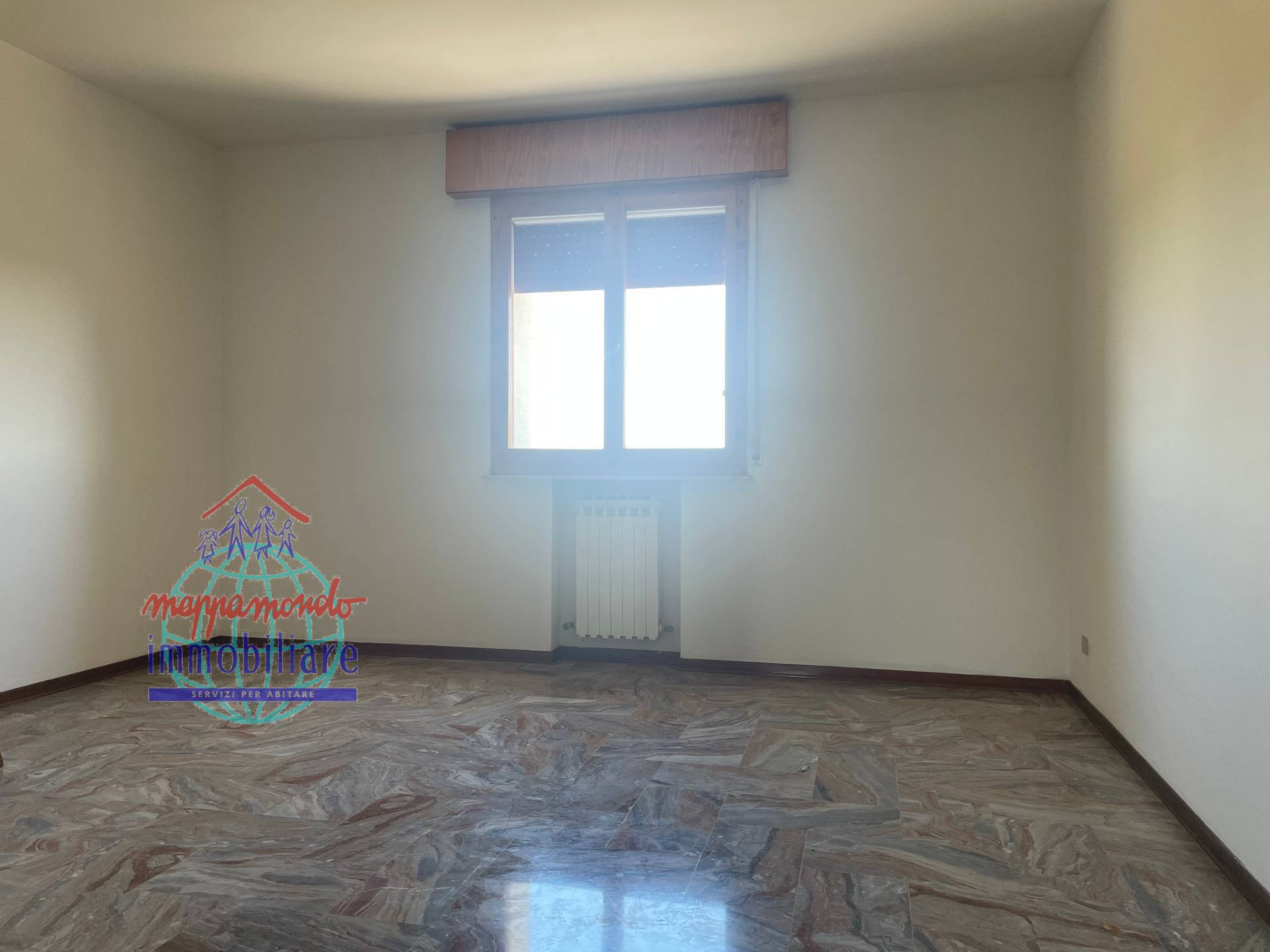 Appartamento in vendita a Cento, XII Morelli