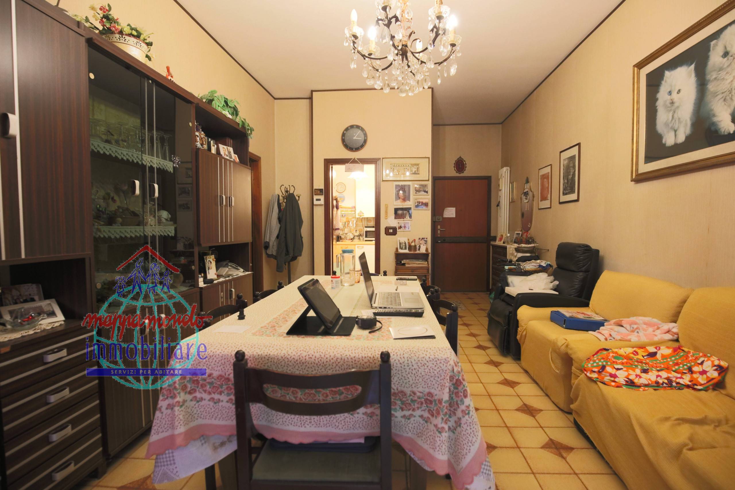 Appartamento in vendita a Cento, Cento