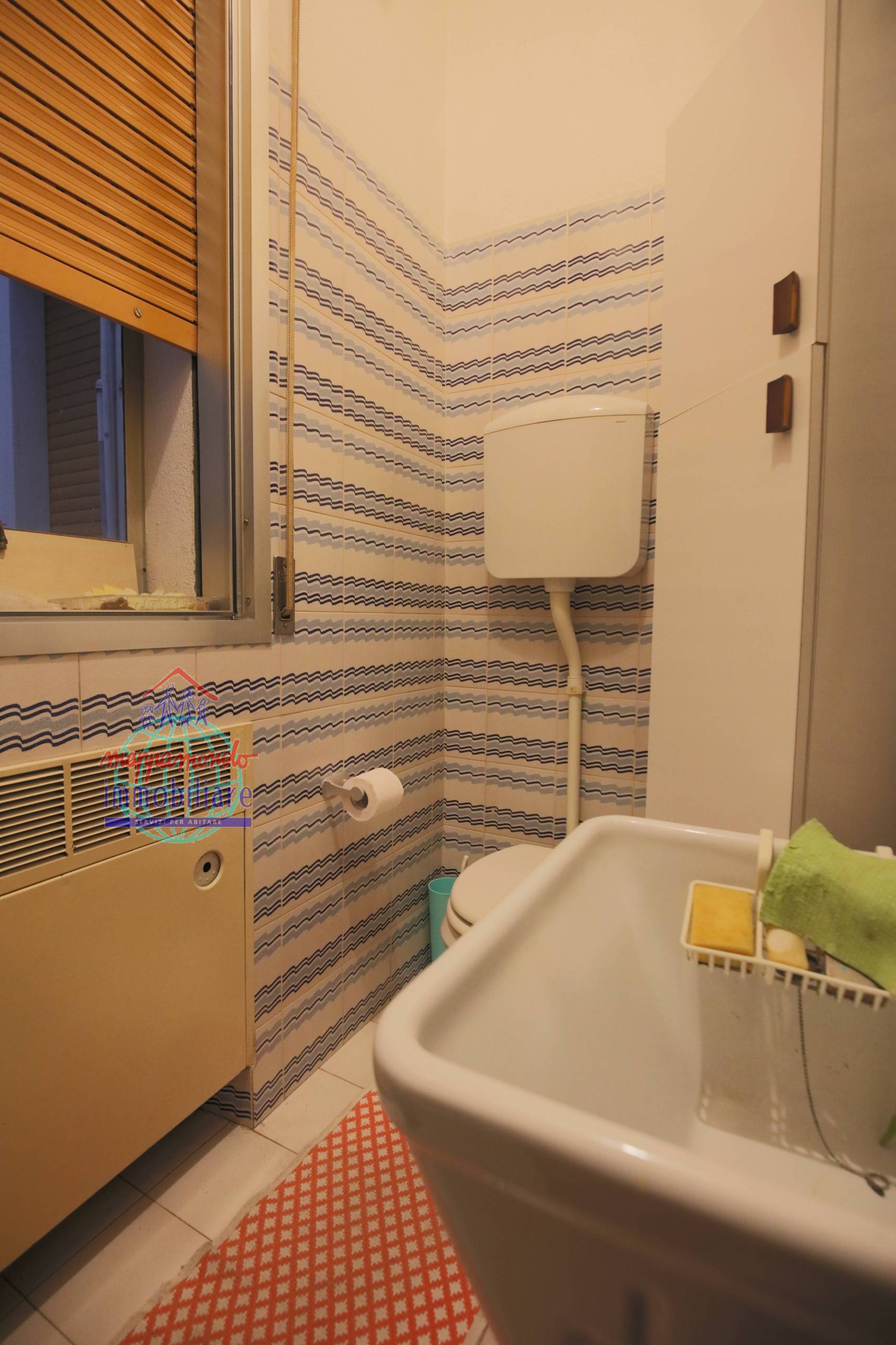 Appartamento in vendita a Cento, Cento