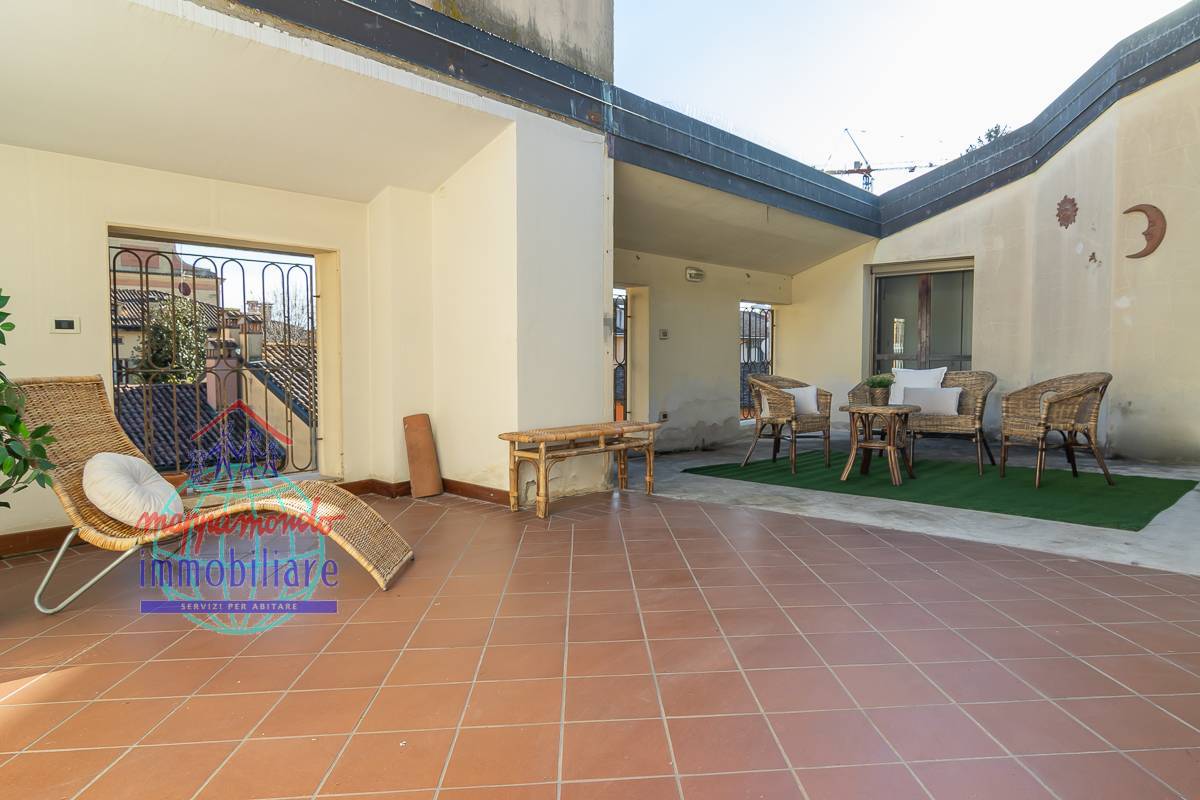 Appartamento in vendita a Cento, Cento