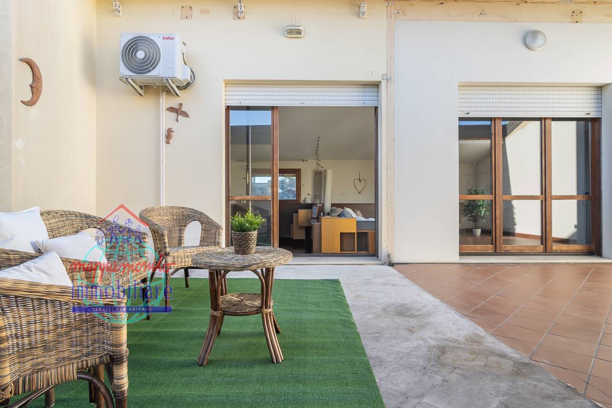 Appartamento in vendita a Cento, Cento