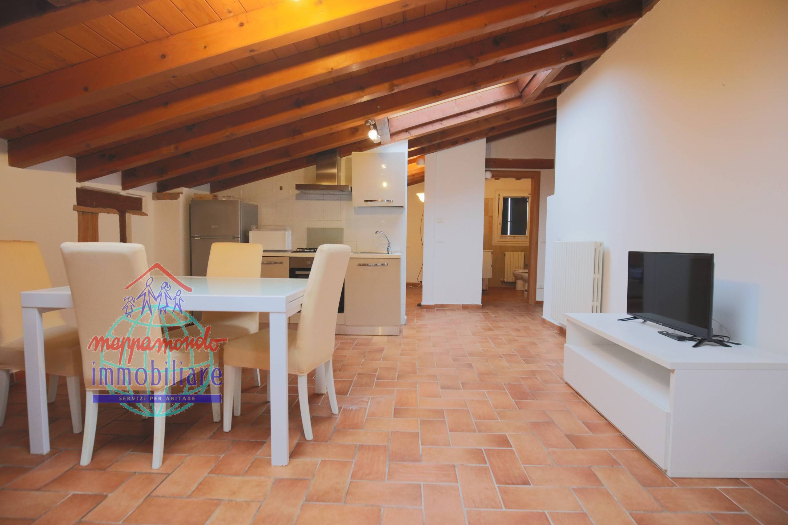 Bilocale in vendita a Cento, Cento