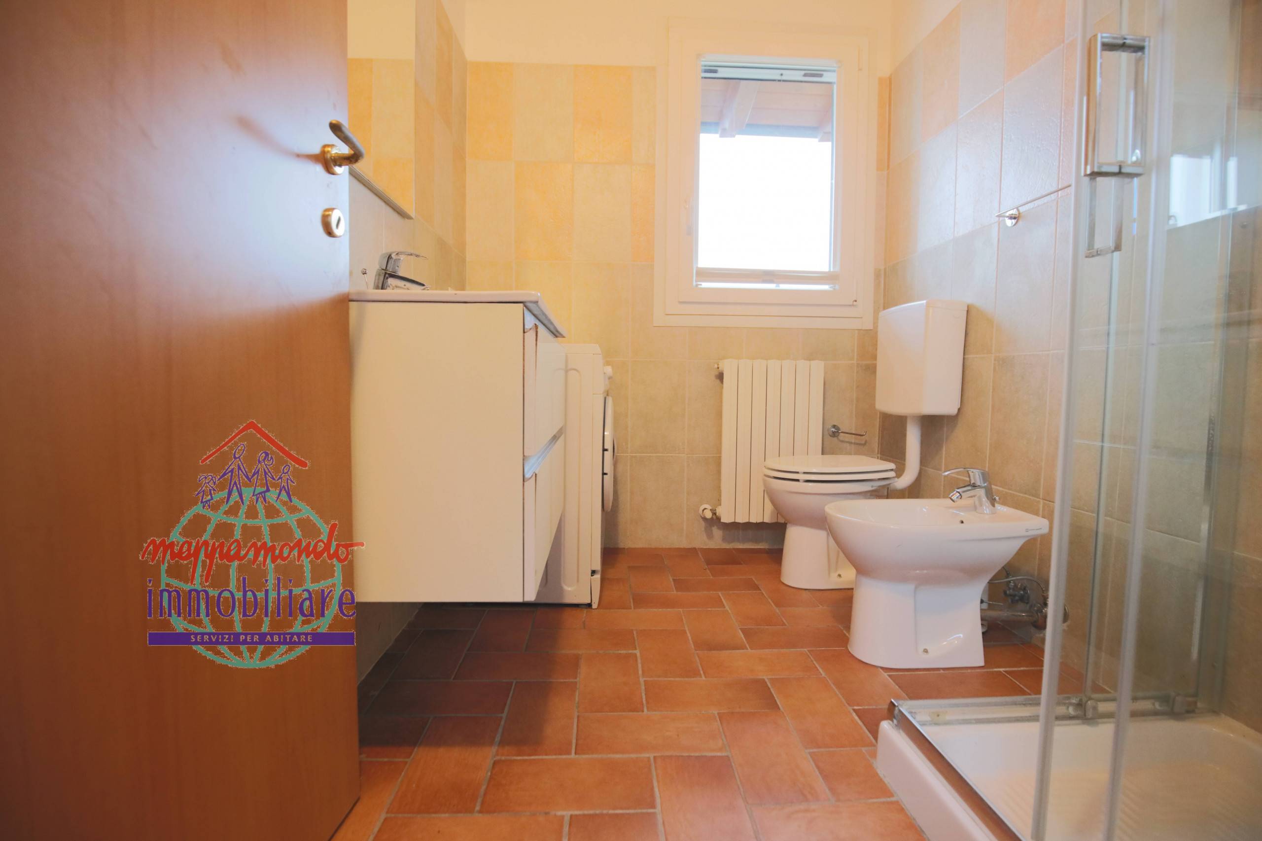 Bilocale in vendita a Cento, Cento