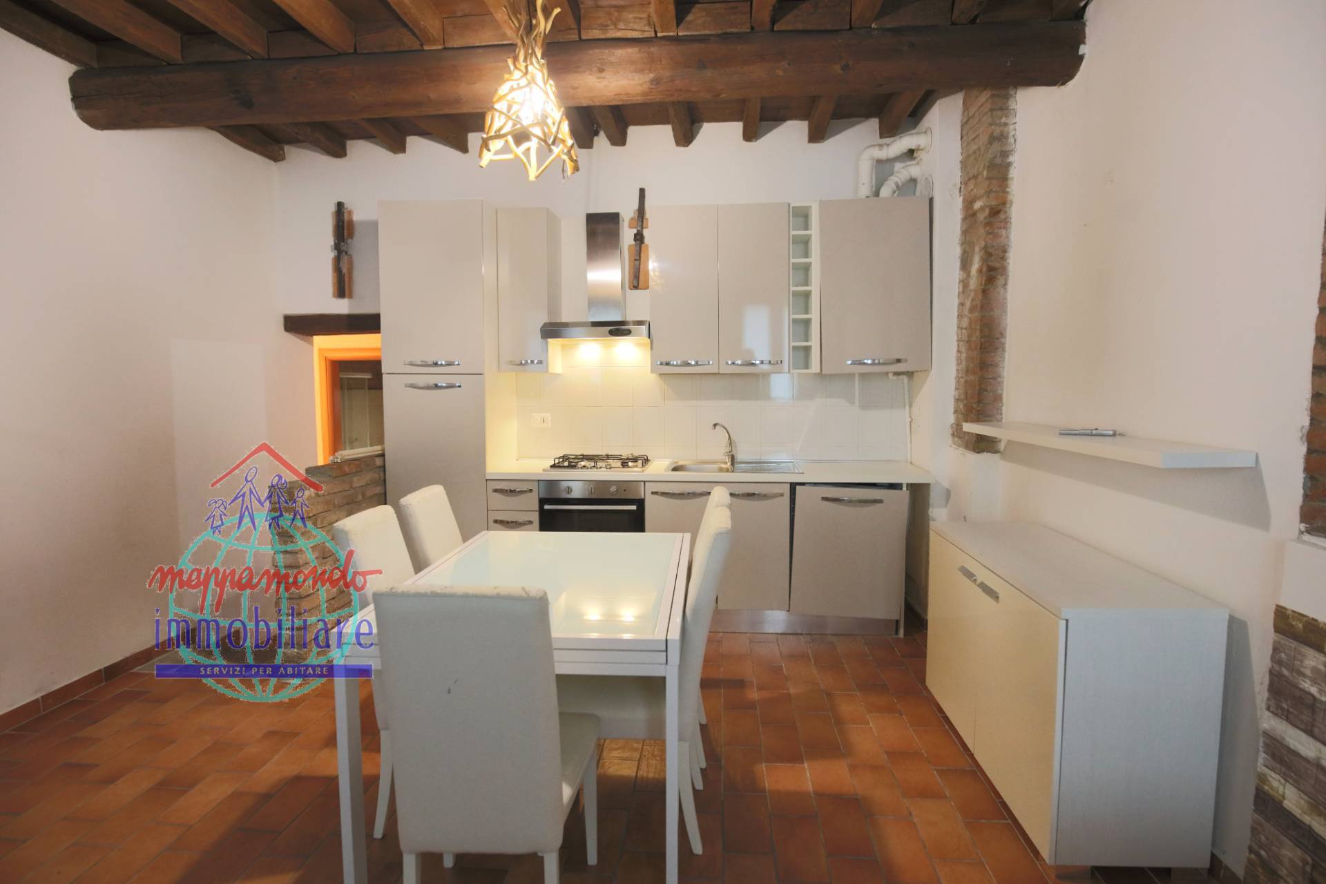 Bilocale in vendita a Cento, Cento