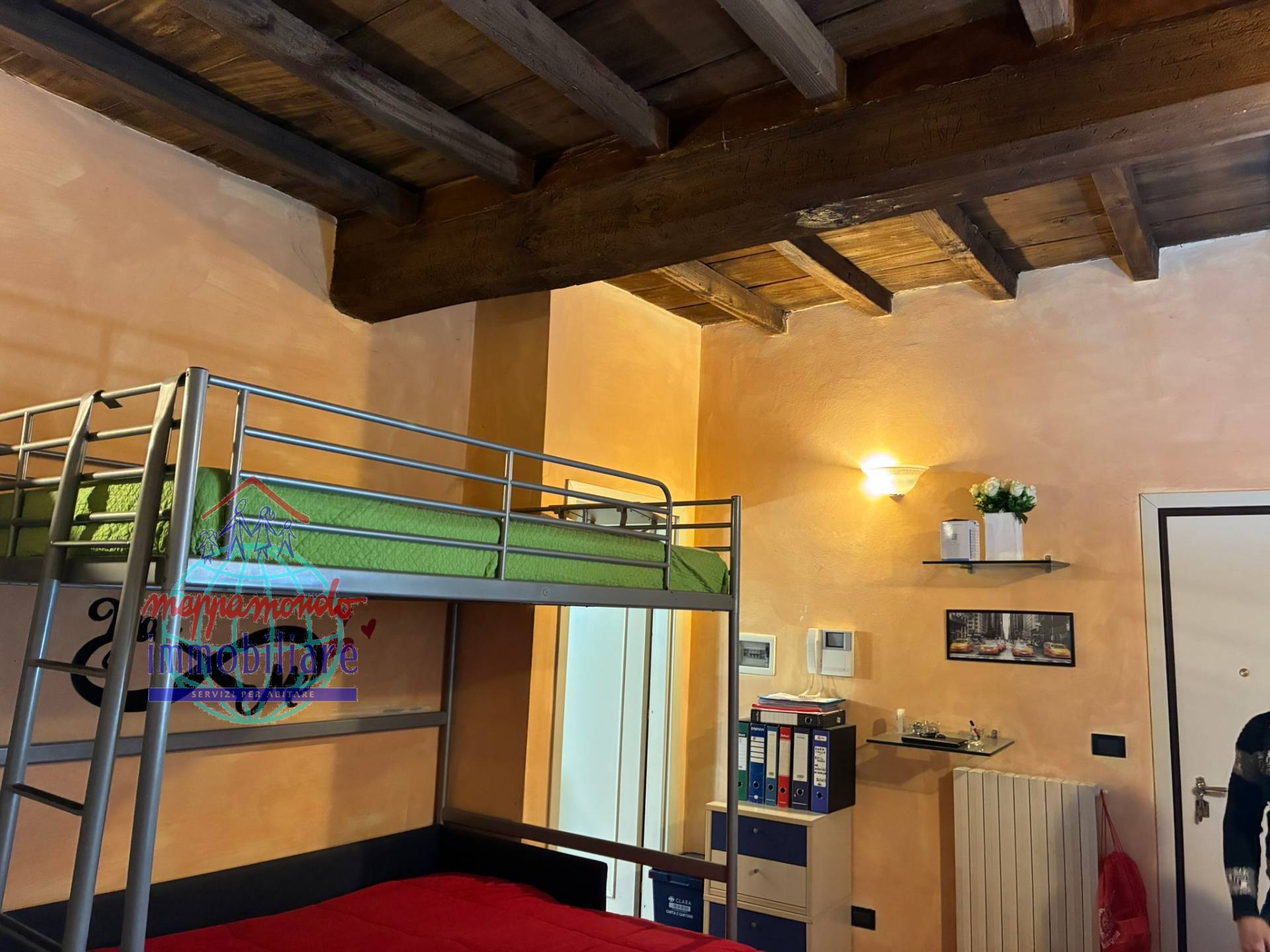 Monolocale in affitto a Cento, Cento