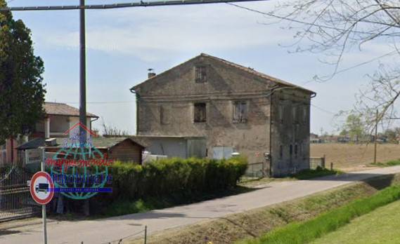 Rustico in vendita a Cento, Casumaro