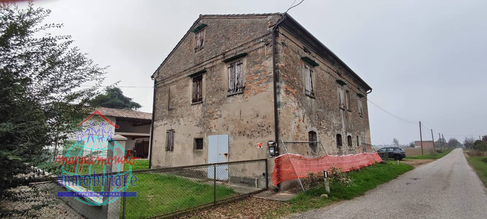 Rustico in vendita a Cento, Casumaro