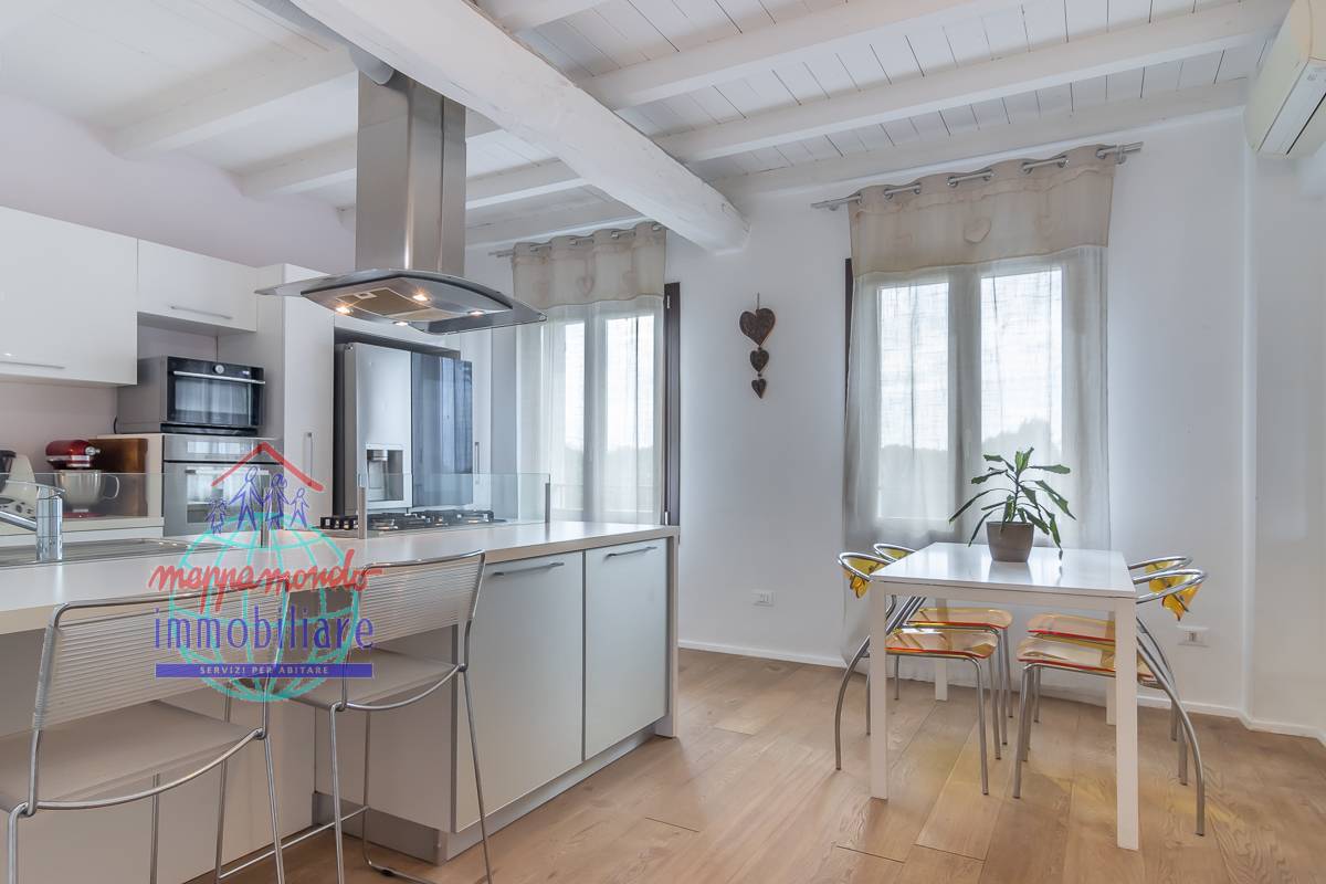 Bi-Tri-Quadrifamiliare in vendita a Calderara di Reno, Calderara di Reno