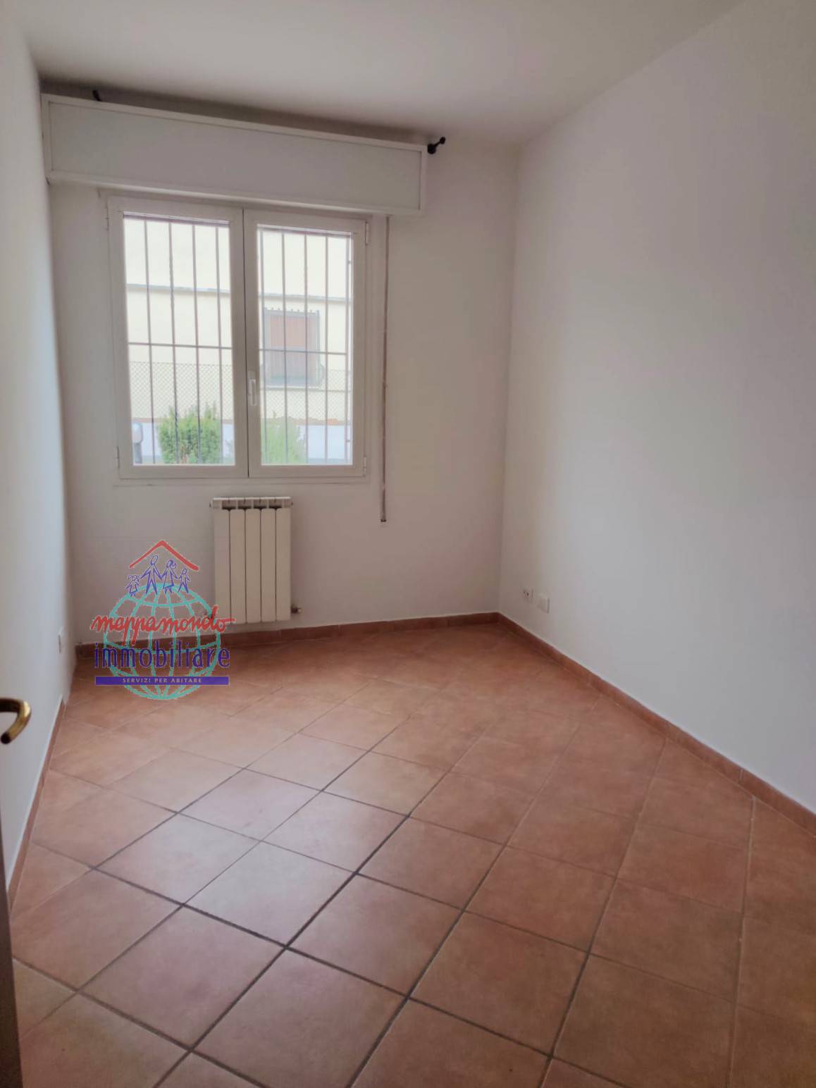 Appartamento in vendita a Cento, Cento