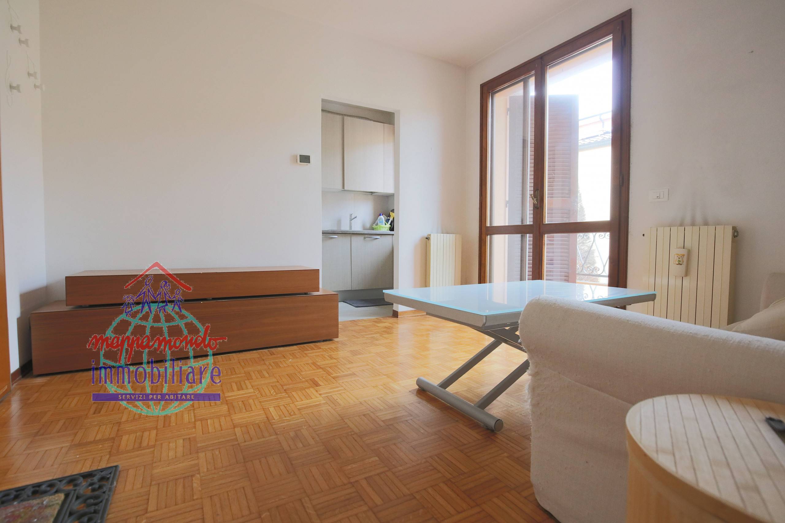 Appartamento in vendita a Cento, Cento