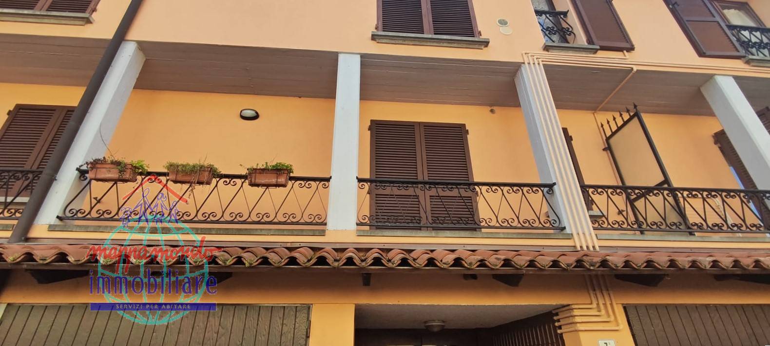 Appartamento in vendita a Cento, Cento