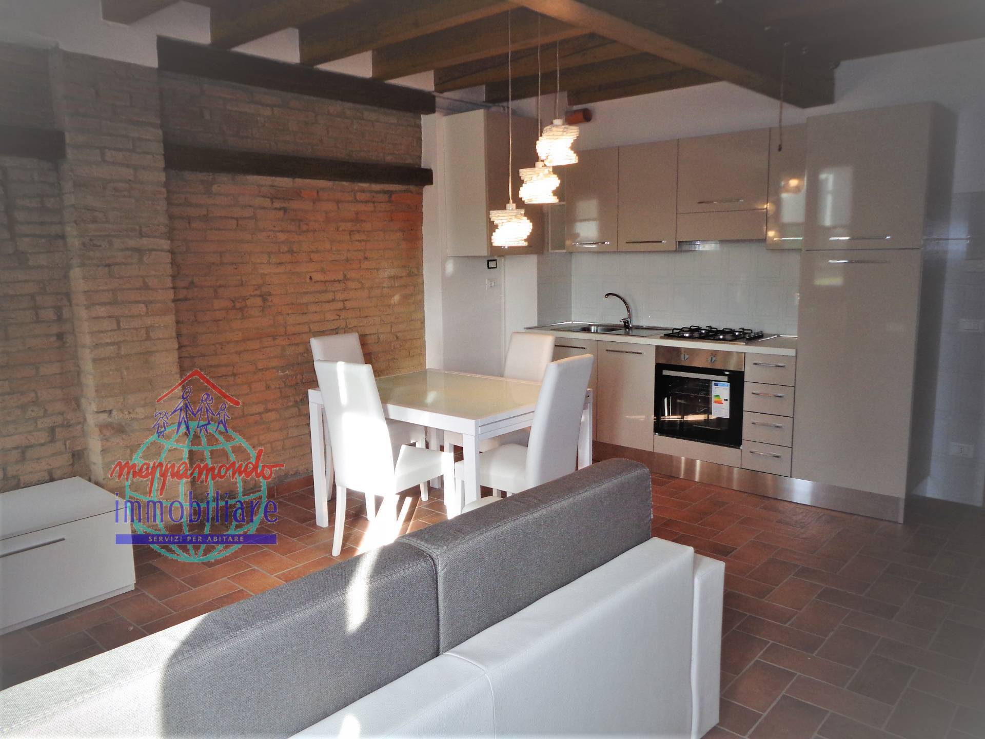 Bilocale in vendita a Cento, Cento