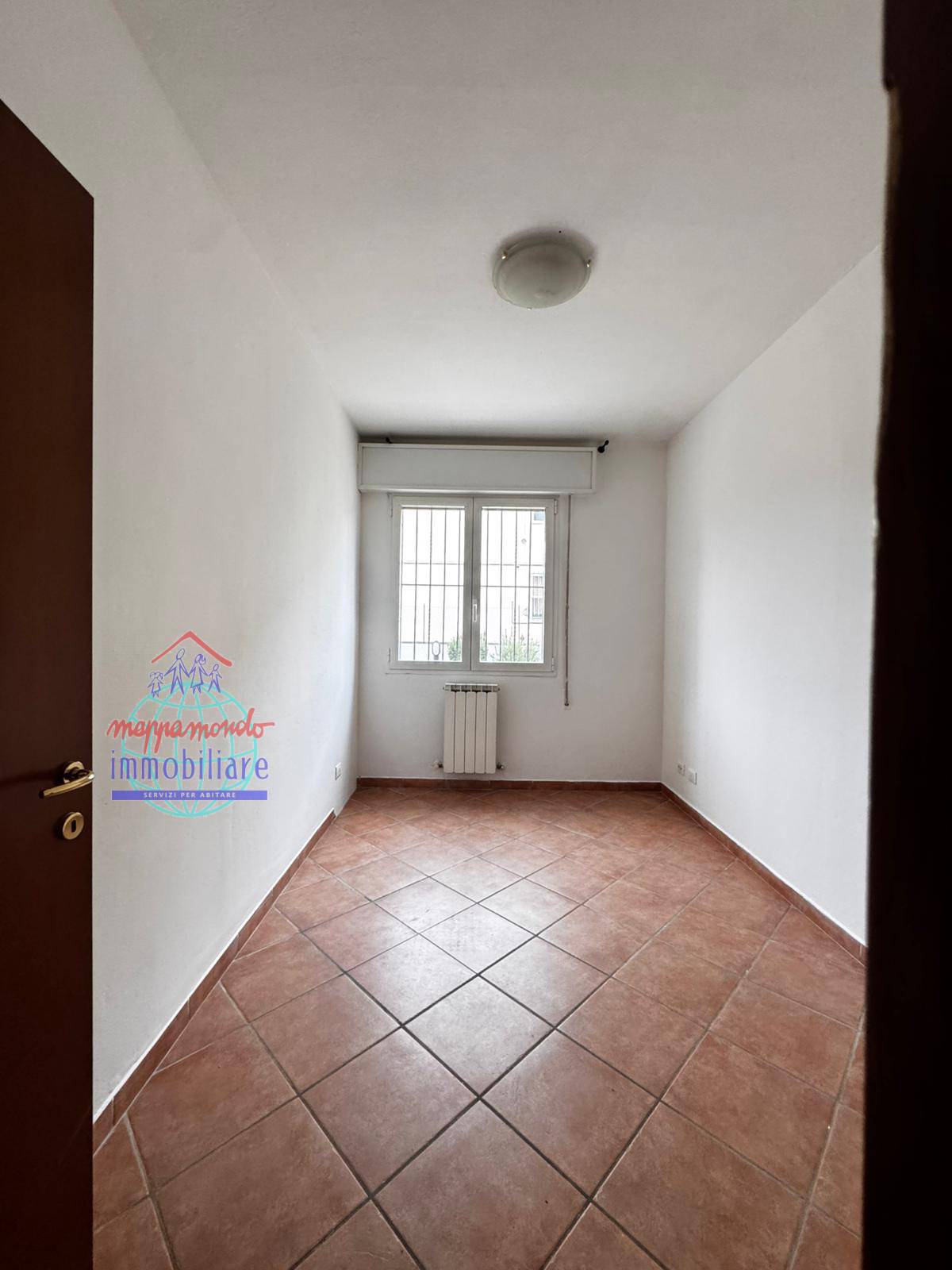 Appartamento in vendita a Cento, Cento