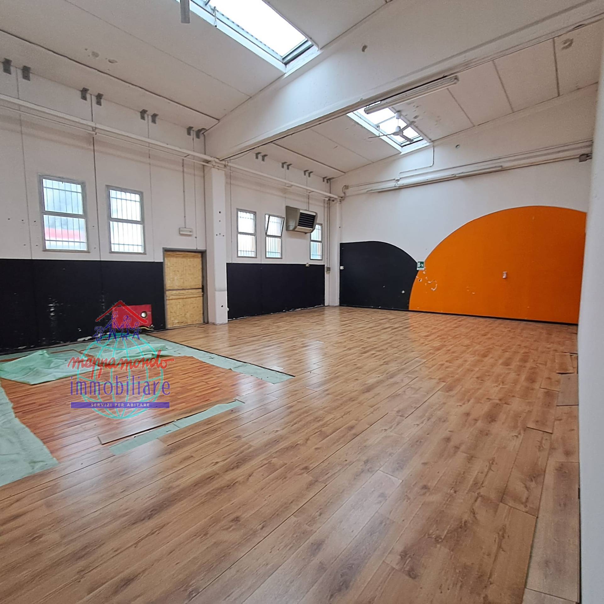 Capannone in affitto a Terre del Reno