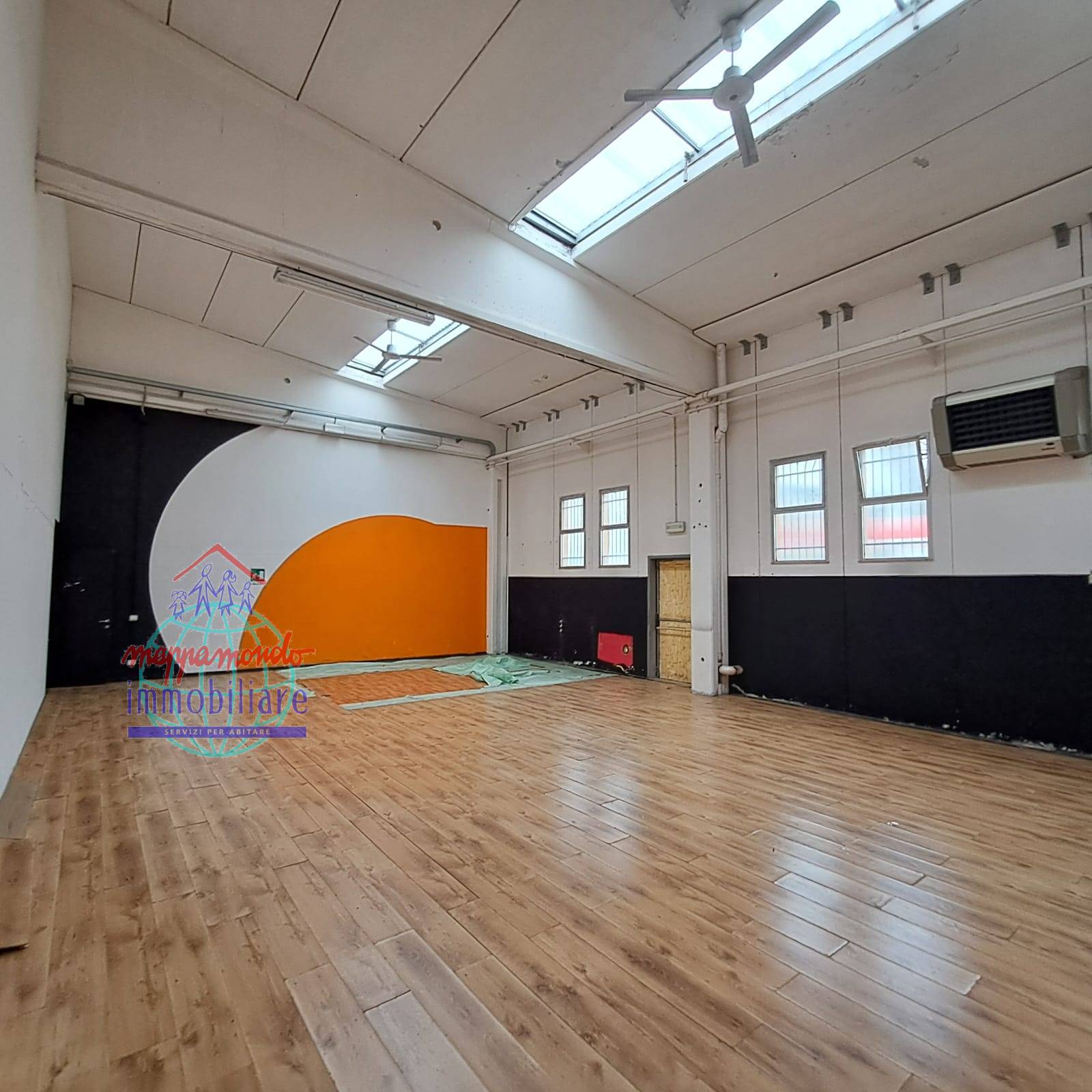 Capannone in affitto a Terre del Reno